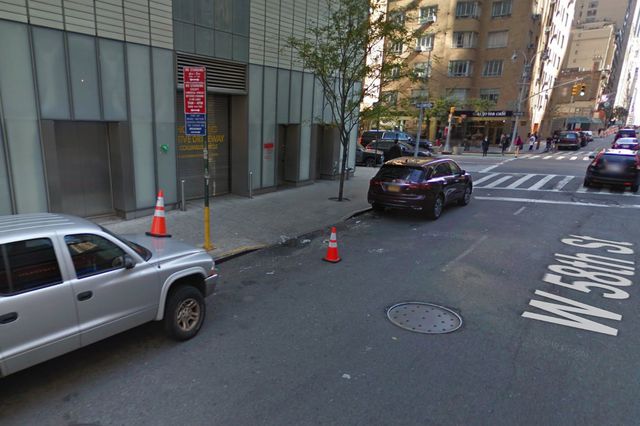 Google Street View showing the manhole where the body was foun